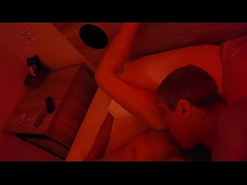 ❤️ Nyalogatja a nedves puncimat. Pornó videó at hu.tubsexer-porn.ru ❤