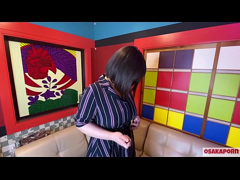 ❤️ Japán cutie nagy mellekkel maszturbál szexjátékokkal és orgazmust kap. Egy interjúban beszél a dugásról szerzett tapasztalatairól. Hatalmas mellek és szőrös punci hangosan nyög. Osakaporn Pornó videó at hu.tubsexer-porn.ru ❤